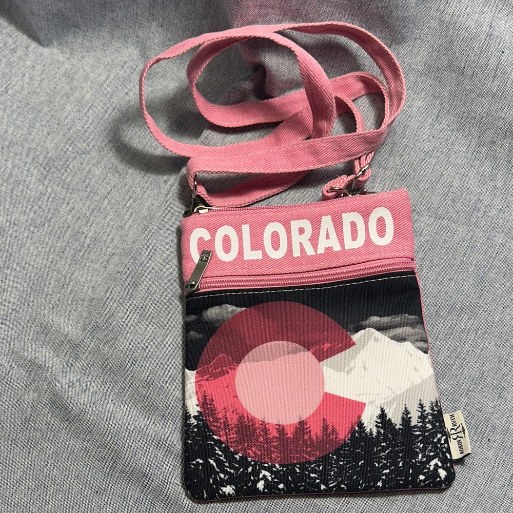 Robin Ruth Pink and Black Colorado Crossbody Bag NWOT - Picture 1 of 8